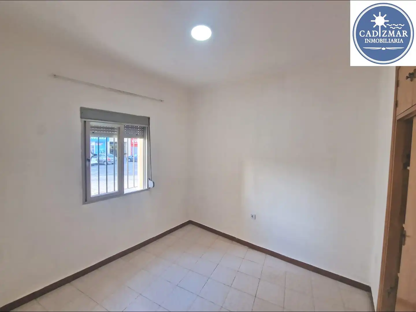 Bedroom of Ground floor for sale in Cádiz  with Storage room, Balcony and Alarm