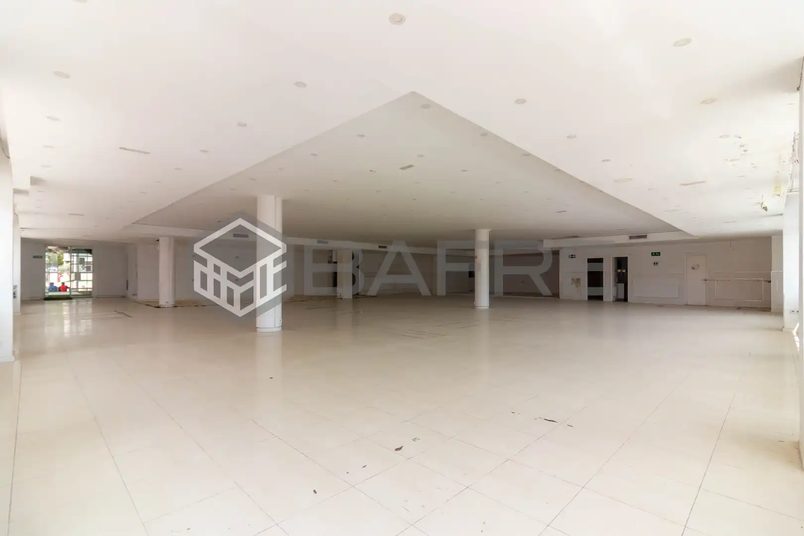 Local en venta en Madrid