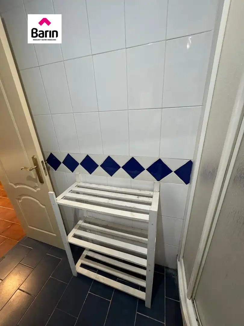 Badezimmer von Wohnungen zur Miete in Córdoba mit Klimaanlage, Heizung und Möbliert