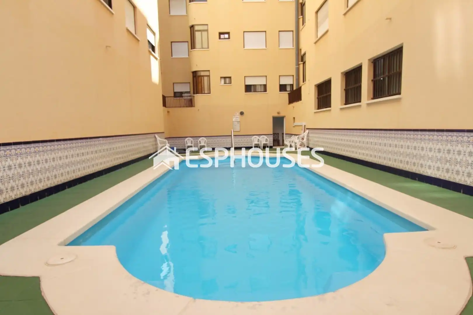 Piscina de Apartamento en venta en Pueblo