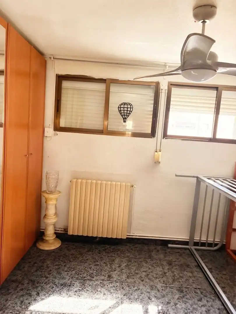 Wohnung zum Verkauf in Manresa mit Klimaanlage, Heizung und Terrasse