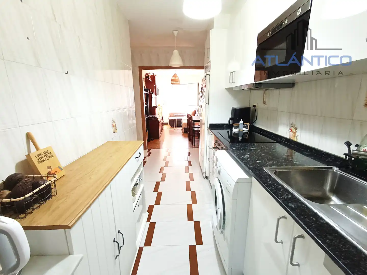 Cocina de Apartamento en venta en A Coruña Capital  con Amueblado, Horno y Lavadora