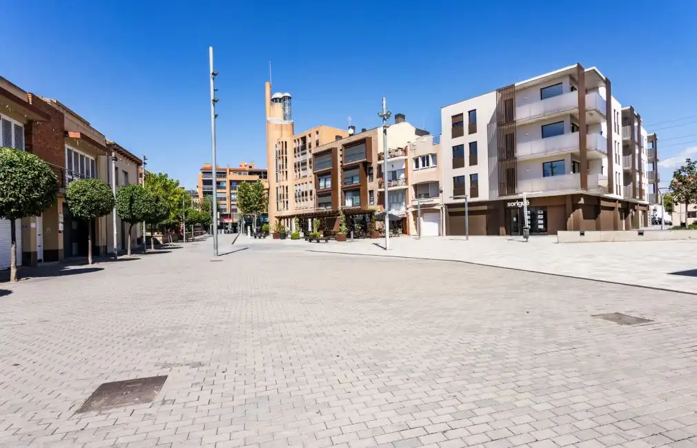 Local comercial en venda a Plaça de la Vila 4, imagen 2