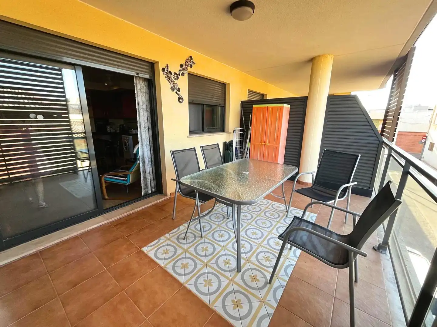 Terrasse von Wohnungen zum Verkauf in Moncofa mit Terrasse, Abstellraum und Möbliert