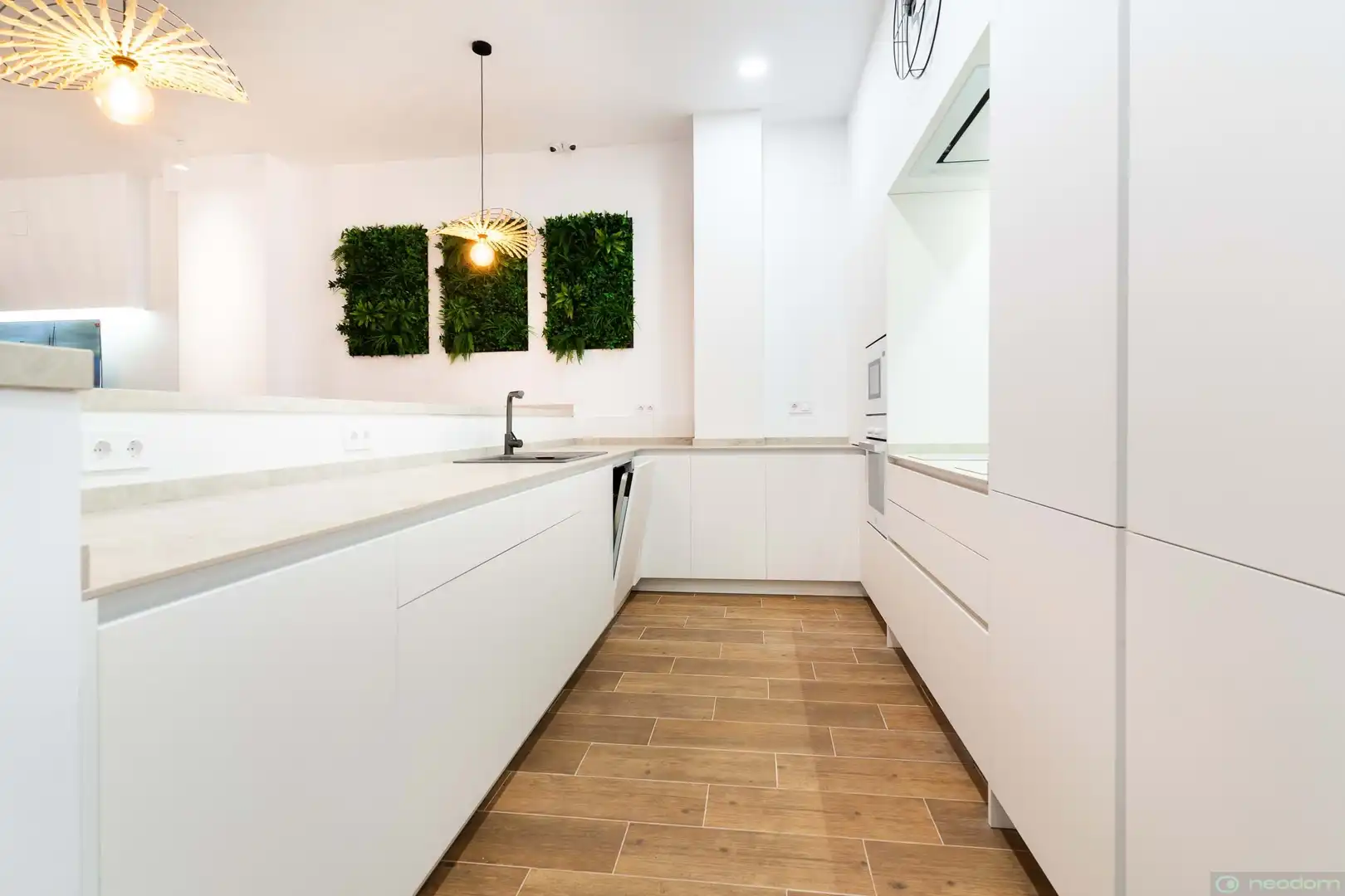 Kitchen of Buildings for sale in Alicante / Alacant