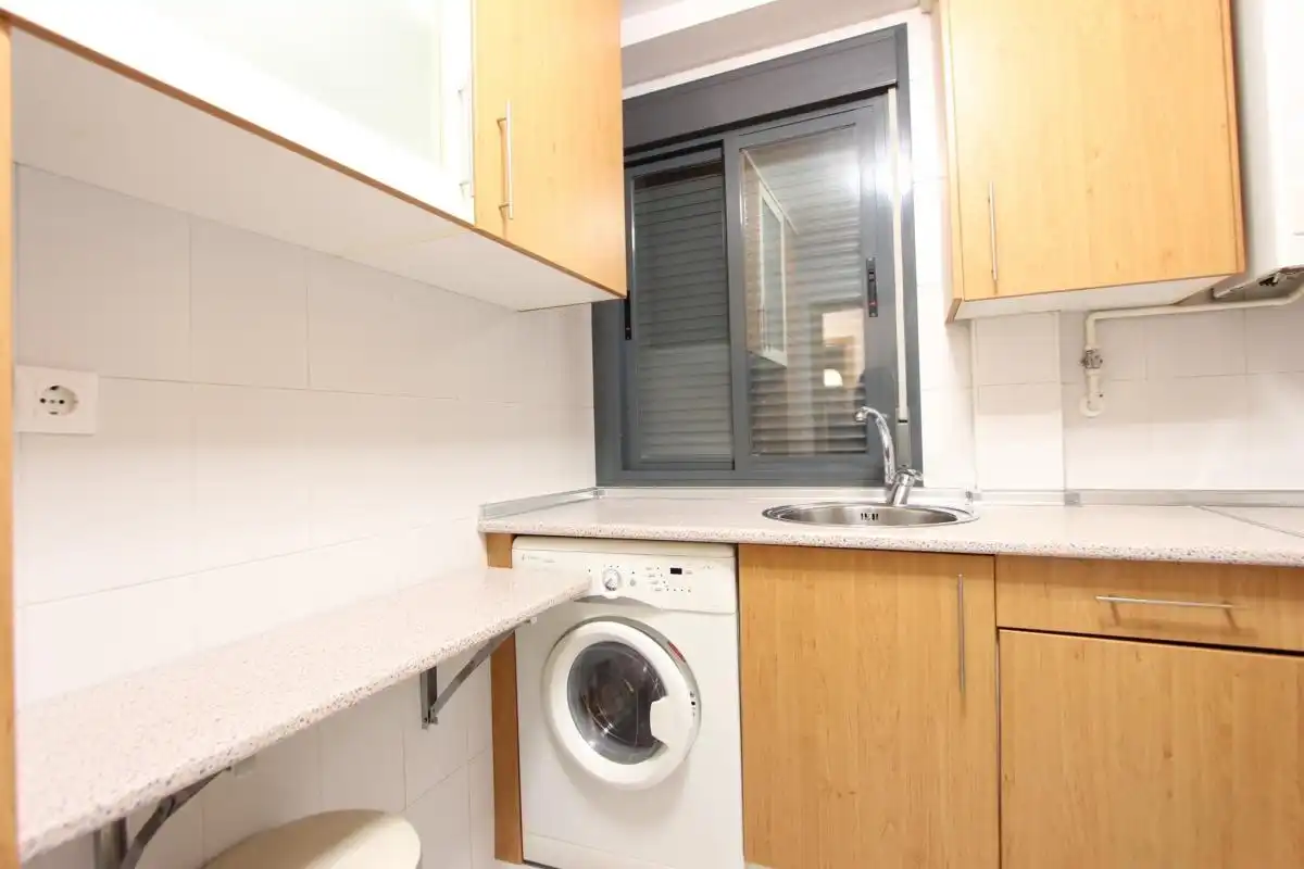Cocina de Apartamento de alquiler en Madrid con Aire acondicionado, Amueblado y Se aceptan mascotas