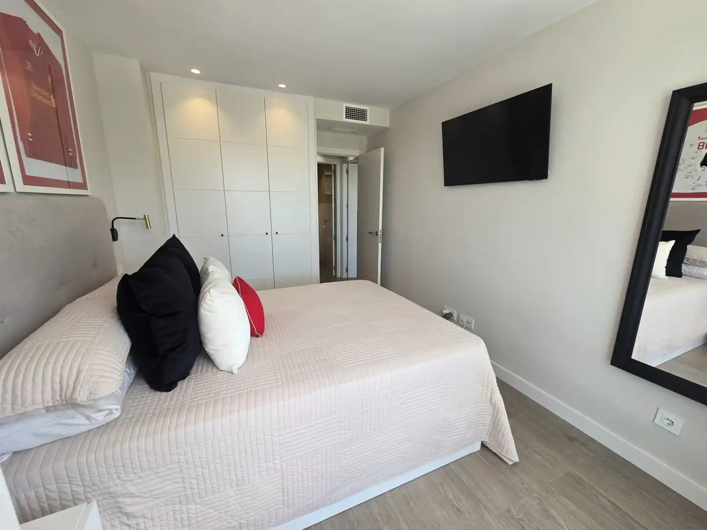 Bedroom of Flat for sale in Mijas  with Air Conditioner, Heating and Terrace