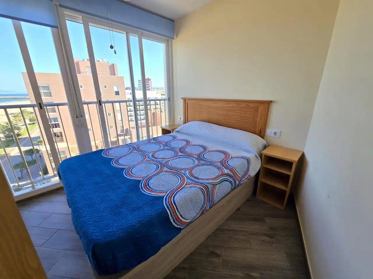 Dormitori de Apartament en venda en Gandia amb Aire condicionat, Terrassa i Moblat