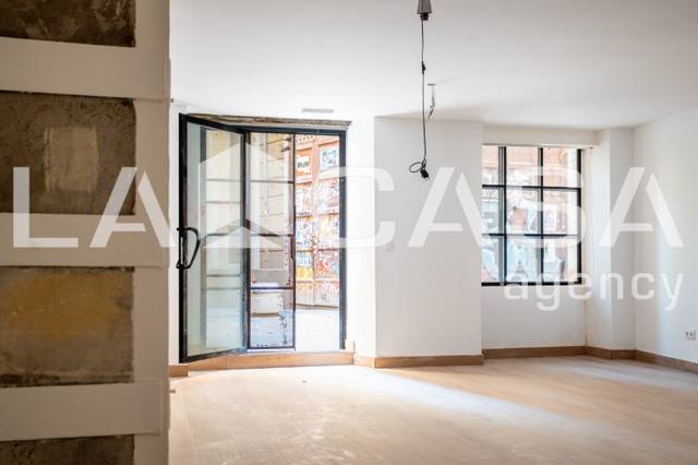 Local comercial en Venta en Carrer de les Danses en El Mercat