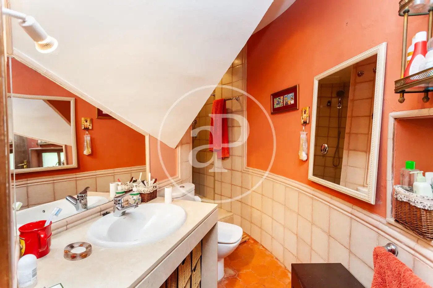 Baño de Casa o chalet en venta en Torrelodones con Calefacción, Jardín privado y Terraza