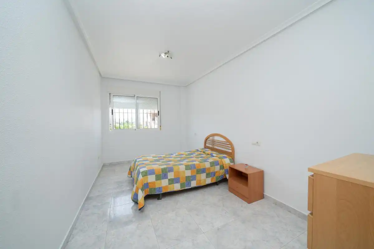 Habitación de Piso en venta en Orihuela con Calefacción y Trastero