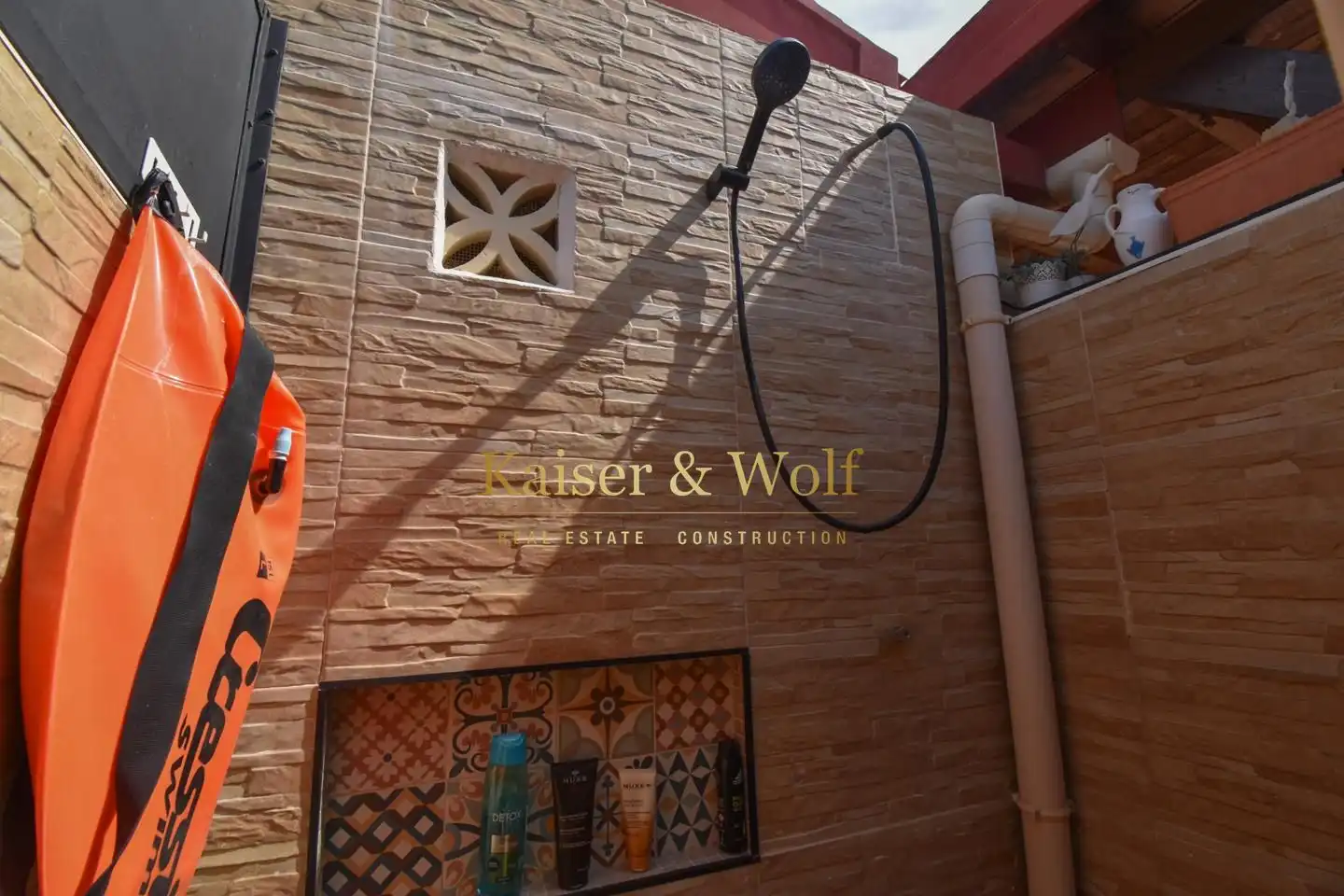 Vista exterior de Piso en venta en Santa Pola con Aire acondicionado, Jardín privado y Terraza