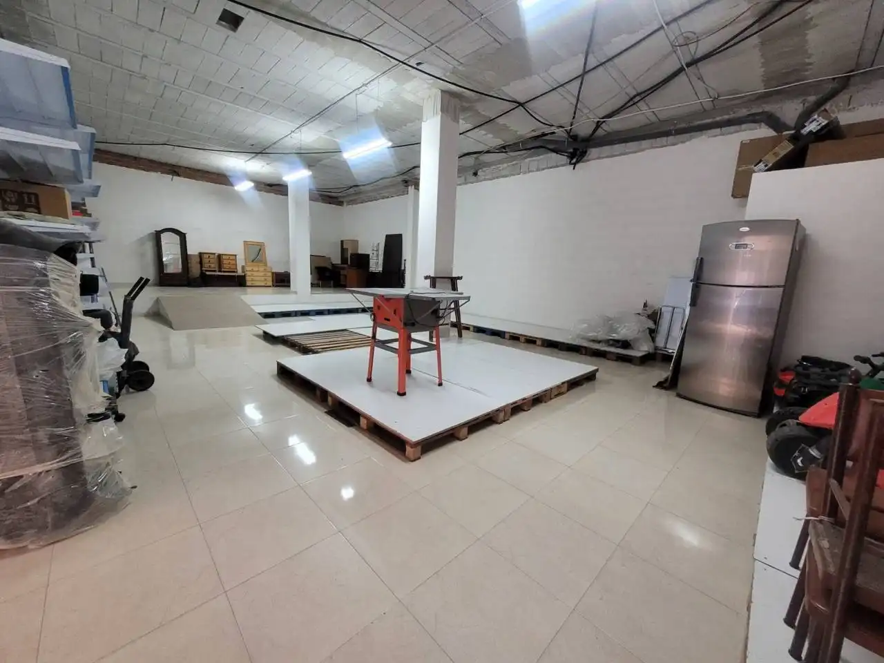 Local comercial en venda a Baza, imagen 4