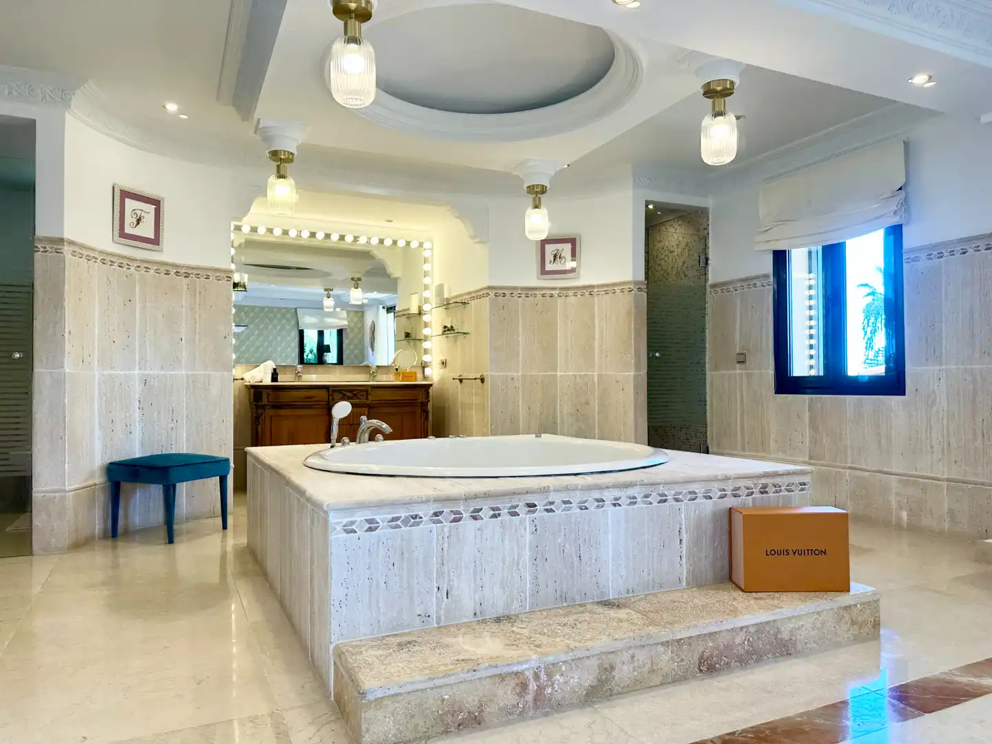 Bathroom of Houses for rent in Marbella  with Air Conditioner, Heating and Private garden