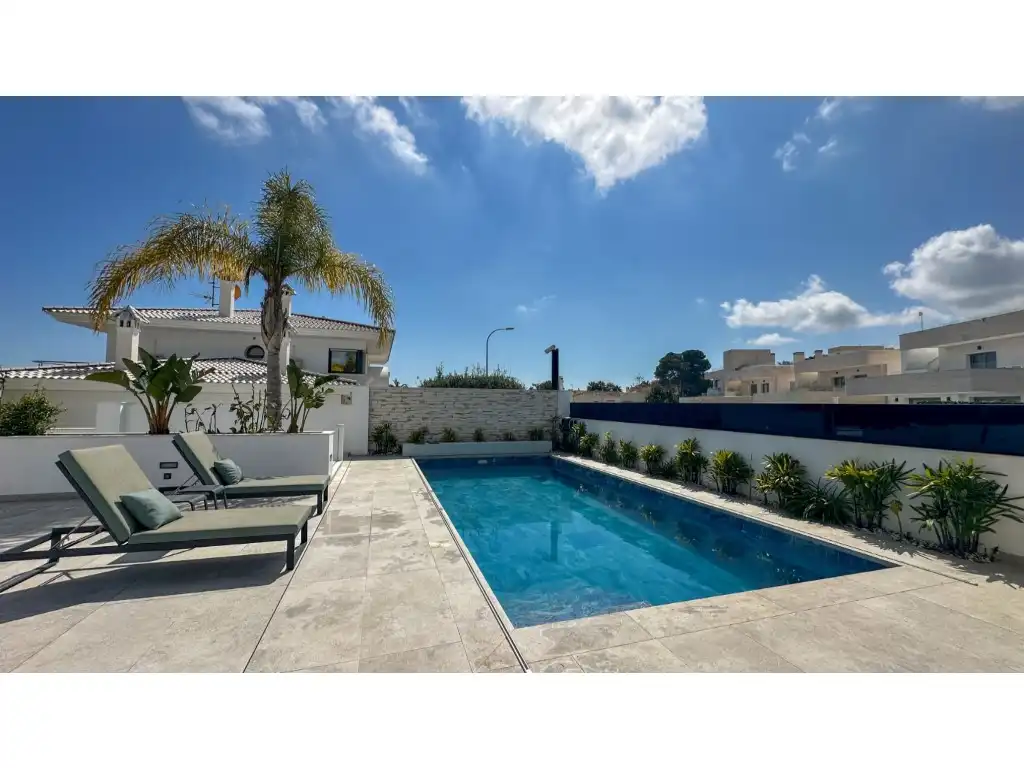 House with pool for sale in Urbanizacion V Martin Brisas 152, imagen 8