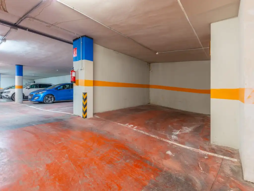Parking of Attic for sale in El Campello  with Air Conditioner, Private garden and Terrace