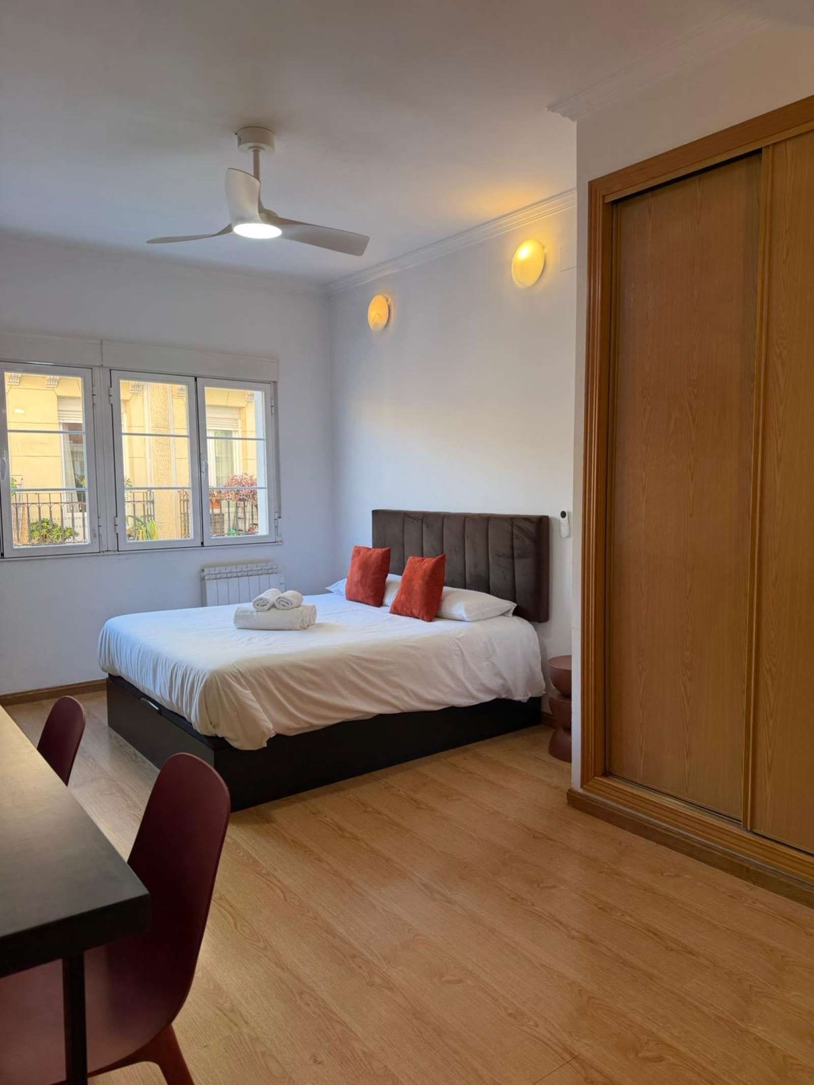 Dormitori de Estudi per a compartir en  Madrid Capital amb Aire condicionat, Calefacció i Terrassa