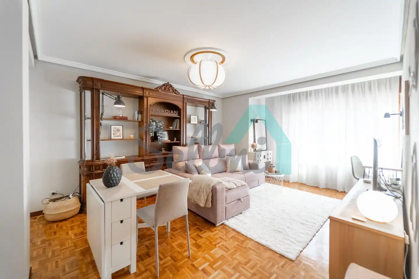 Wohnzimmer von Wohnung zur Miete in Oviedo  mit Heizung, Parkett und Möbliert