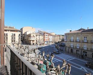 Vista exterior de Local en venda en Tafalla amb Terrassa