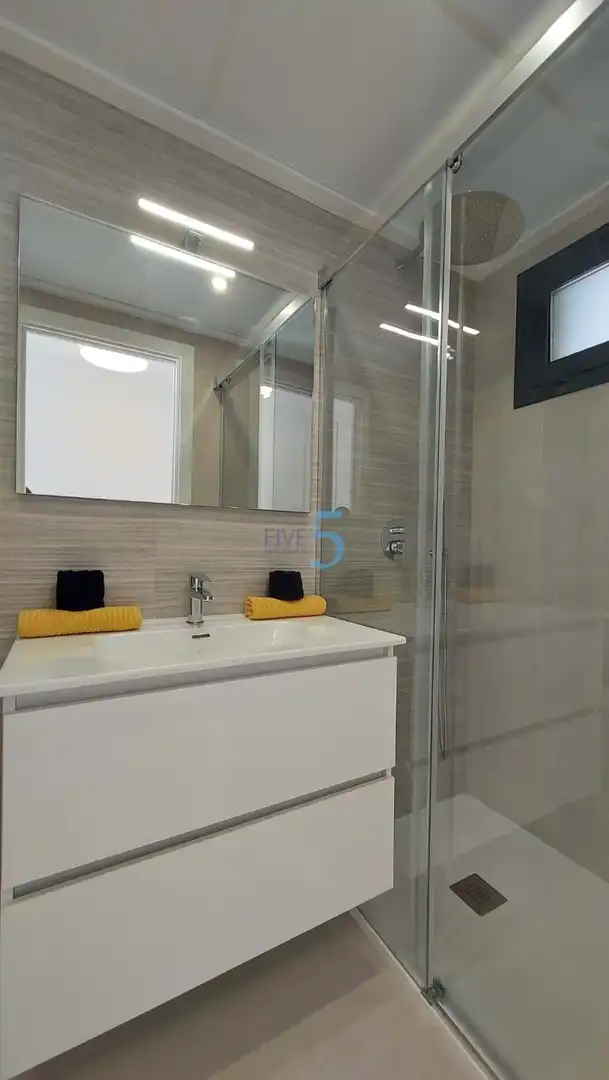 Penthouse with pool for sale in Calle Verdi, imagen 42