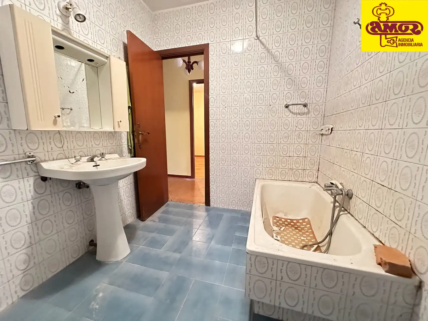 Baño de Piso en venta en Santiago de Compostela  con Trastero