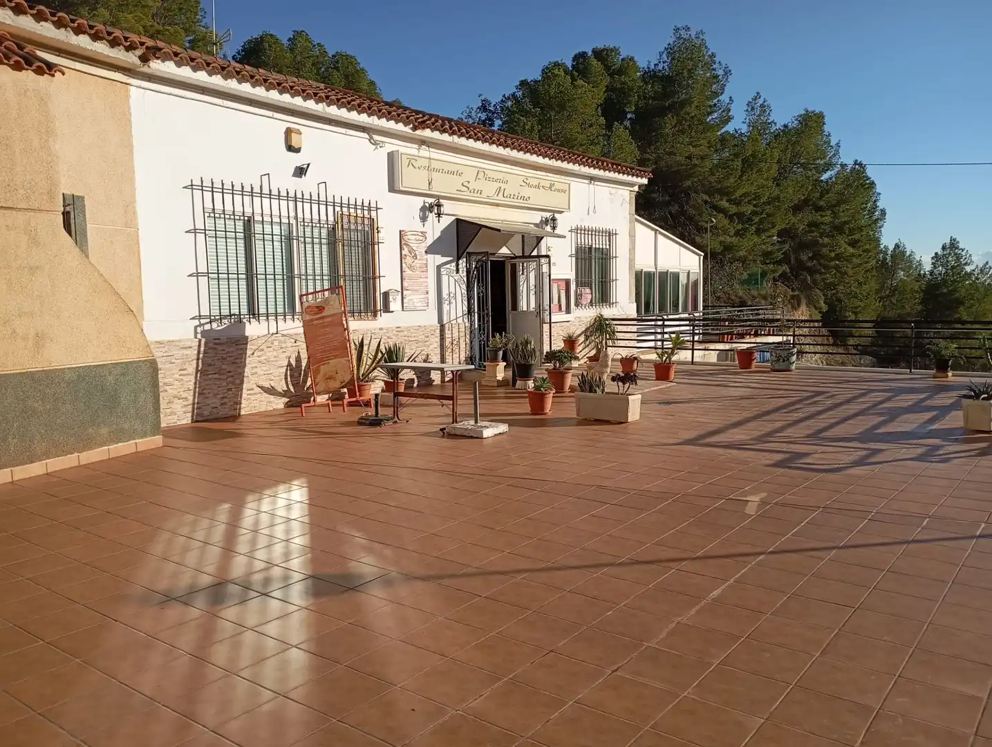 Local en traspaso en Pilar de la Horadada con Aire acondicionado, Terraza y Amueblado