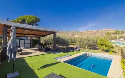 Piscina de Finca rústica en venda en Alhaurín El Grande amb Aire condicionat, Terrassa i Piscina