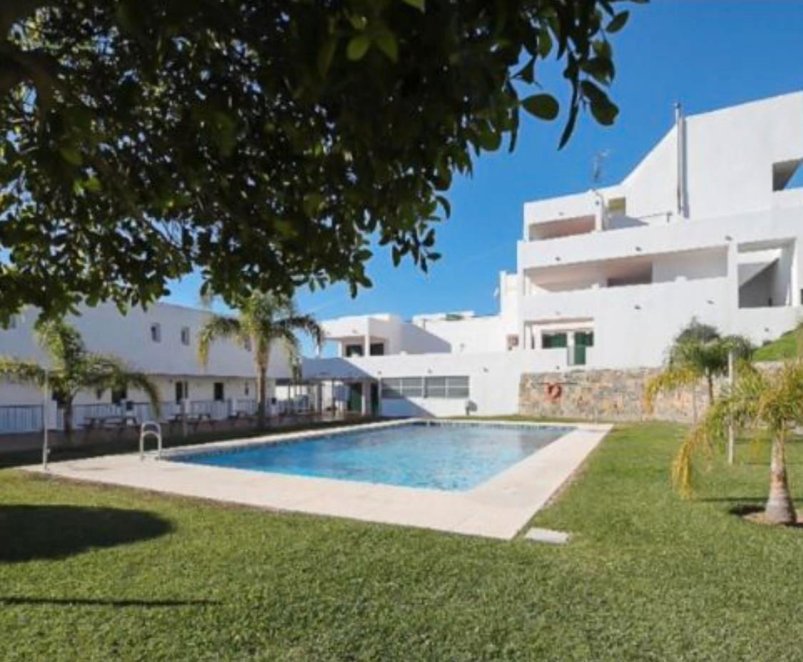 Vista exterior de Pis de lloguer en Estepona amb Terrassa, Moblat i Forn