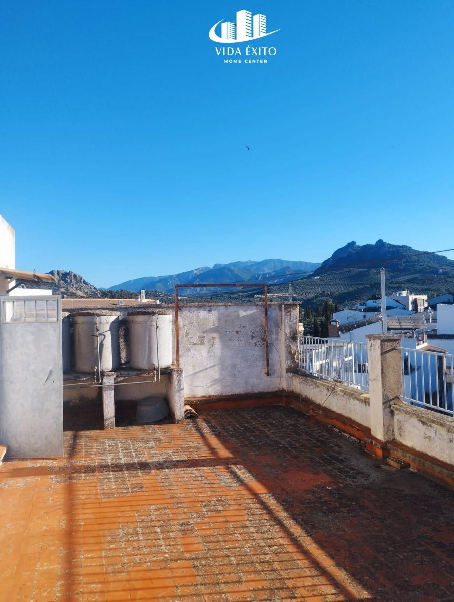 Vista exterior de Casa o xalet en venda en  Jaén Capital amb Terrassa