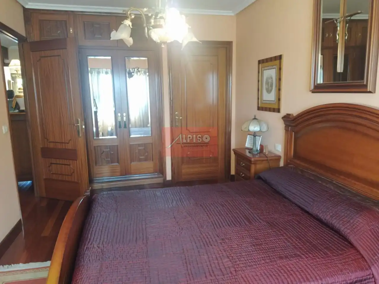 Dormitori de Dúplex en venda en Ourense Capital  amb Calefacció, Parquet i Moblat
