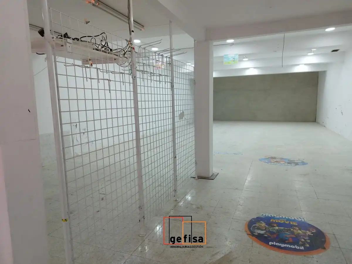 Local comercial de lloguer a Valdepeñas, imagen 2