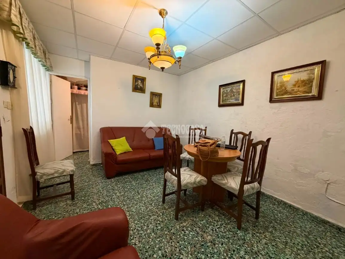 Country homes for sale in Olías