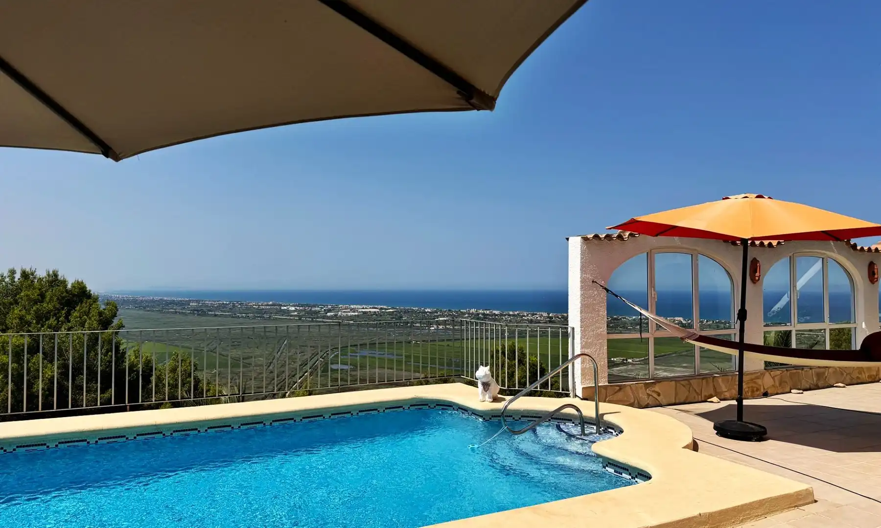 Piscina de Casa o xalet en venda en Dénia amb Aire condicionat, Calefacció i Jardí privat