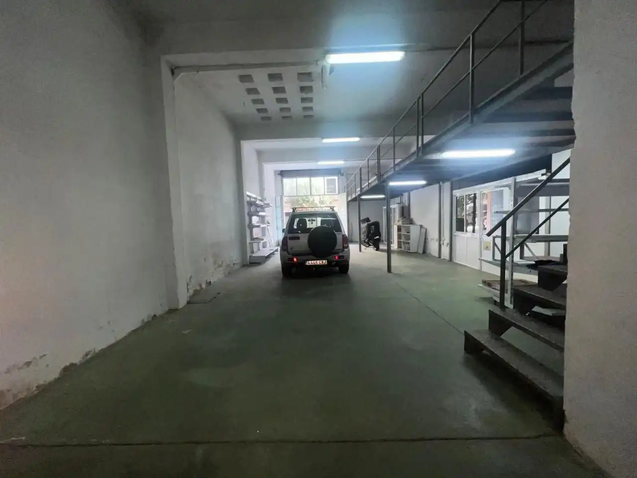 Commercial properties for sale in Avenida Avenida de portugal, 123, A Carballeira