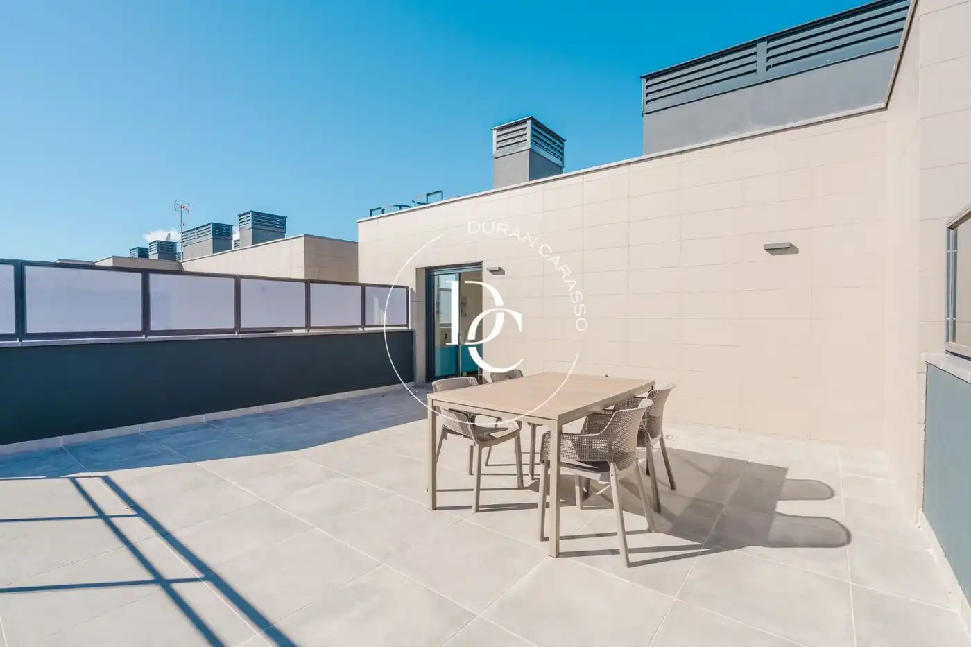 Terrasse von Maisonette zur Miete in Vilanova i la Geltrú mit Klimaanlage, Heizung und Terrasse