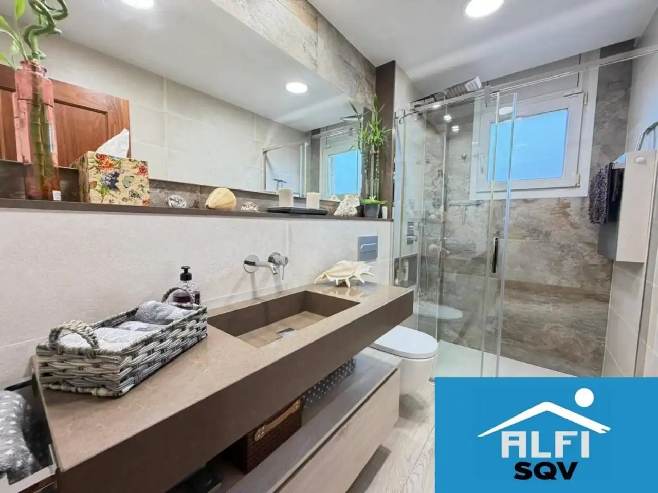 Bathroom of Houses for sale in Sant Quirze del Vallès  with Air Conditioner, Heating and Private garden
