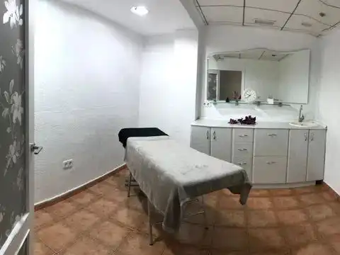 Dormitori de Local en venda en Elche / Elx amb Aire condicionat