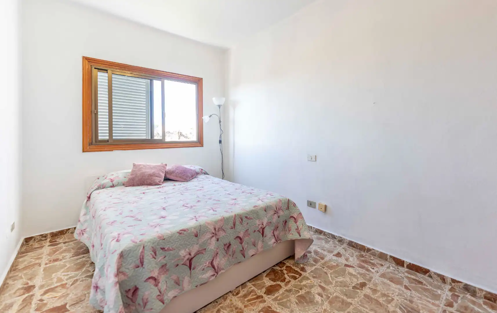 Dormitori de Casa o xalet en venda en San Cristóbal de la Laguna amb Jardí privat, Terrassa i Moblat