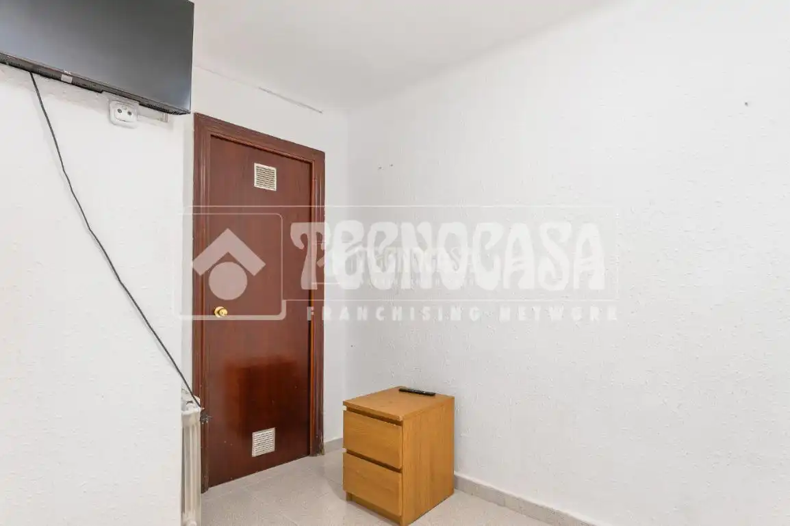 Dormitori de Pis en venda en Cornellà de Llobregat amb Calefacció