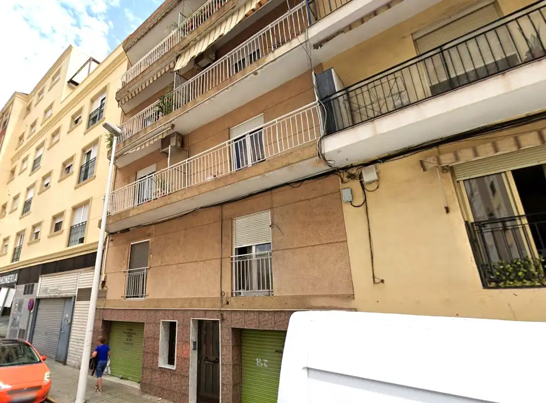 Vista exterior de Pis en venda en Elche / Elx