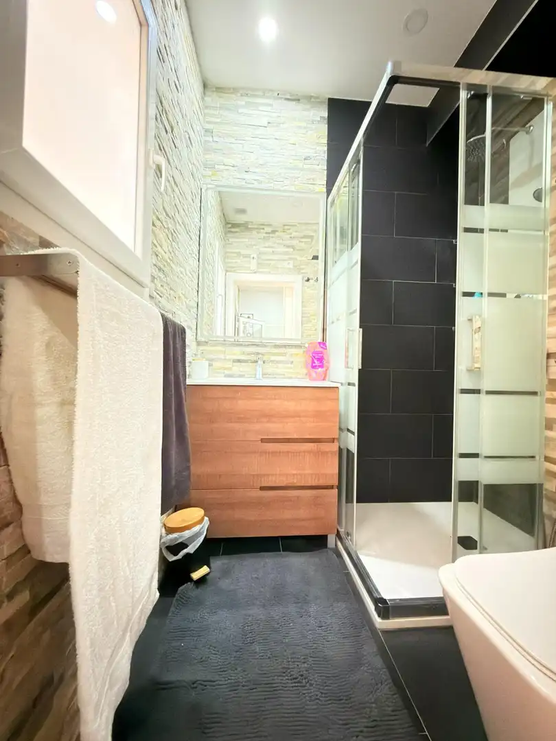 Flat with terrace for sale in Calle de San Vicente, imagen 15