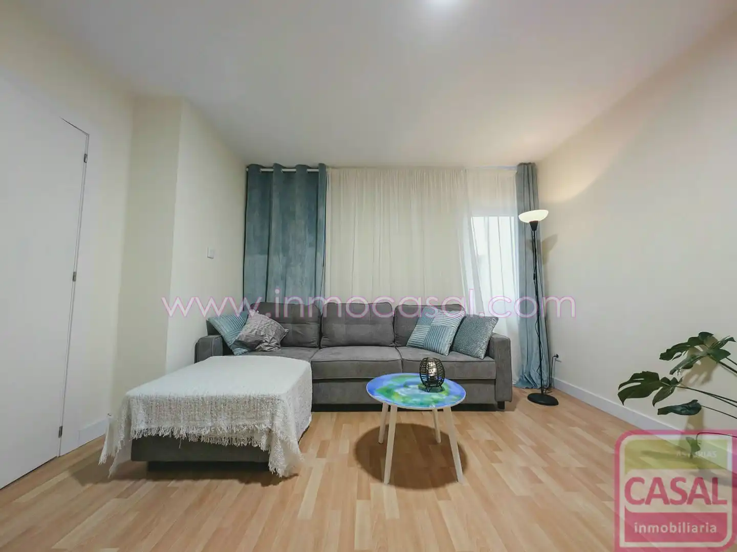 Wohnzimmer von Wohnung zum Verkauf in Oviedo  mit Abstellraum und Möbliert