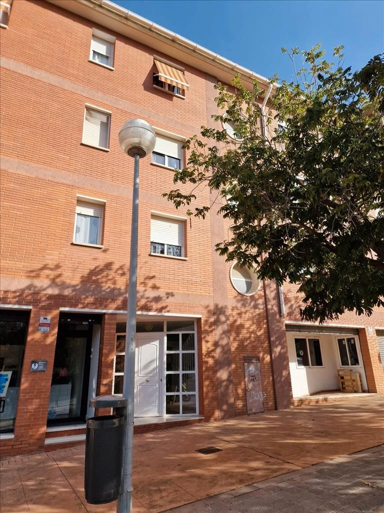 Exterior view of Flat for sale in Montornès del Vallès