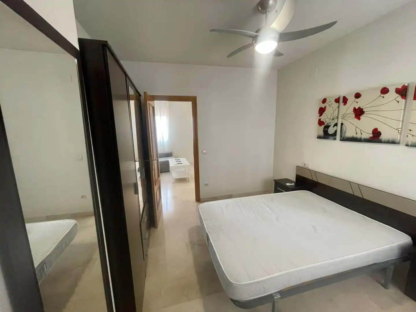 Habitación de Ático en venta en Valdepeñas con Aire acondicionado, Calefacción y Terraza