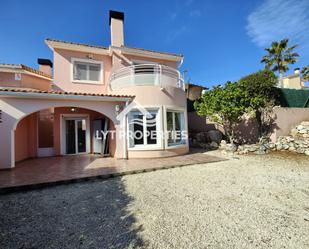 Exterior view of House or chalet for sale in Gata de Gorgos  with Balcony and Community pool