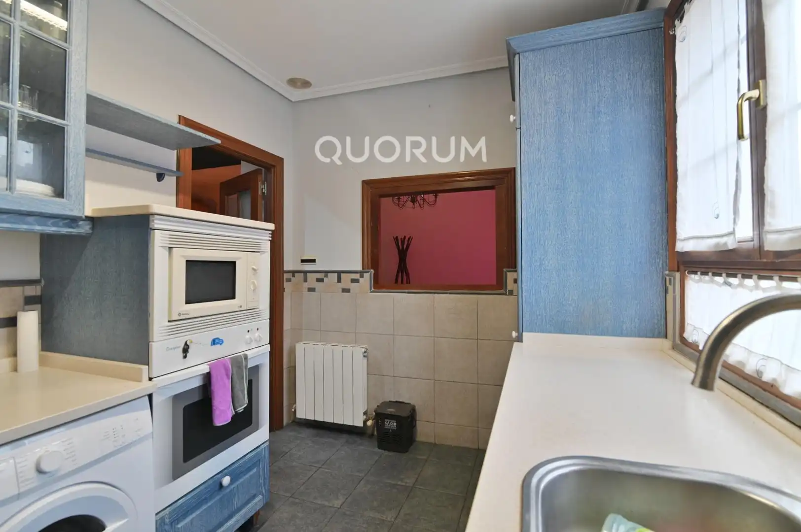 Kitchen of Flat for sale in Bilbao   with Furnished, Balcony and Jacuzzi