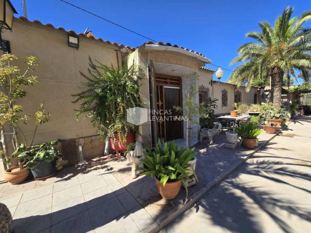 Casa-chalet en Venta en Cañada del Fenollar