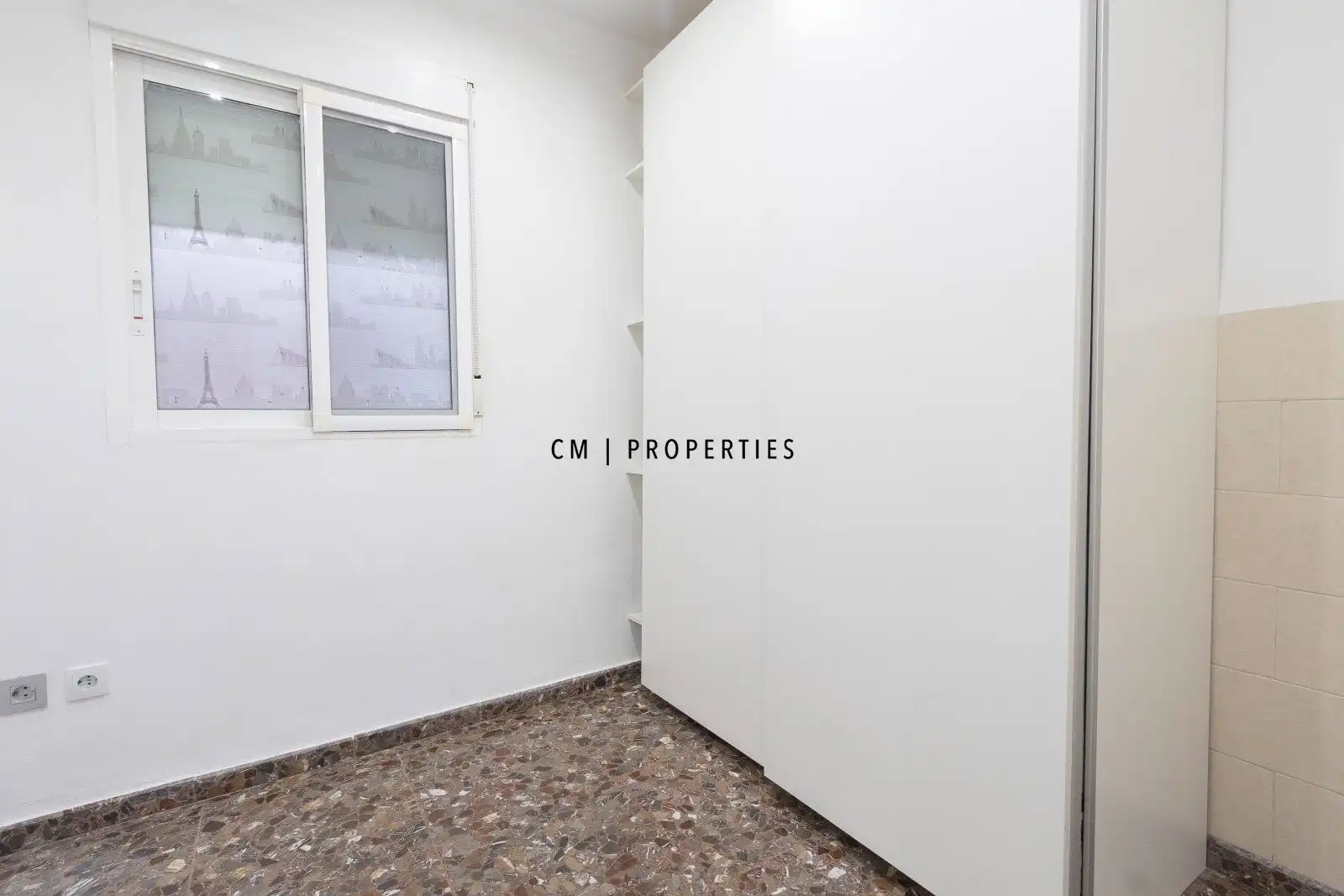 Bedroom of Flat for sale in Valencia  with Air Conditioner, Heating and Terrace