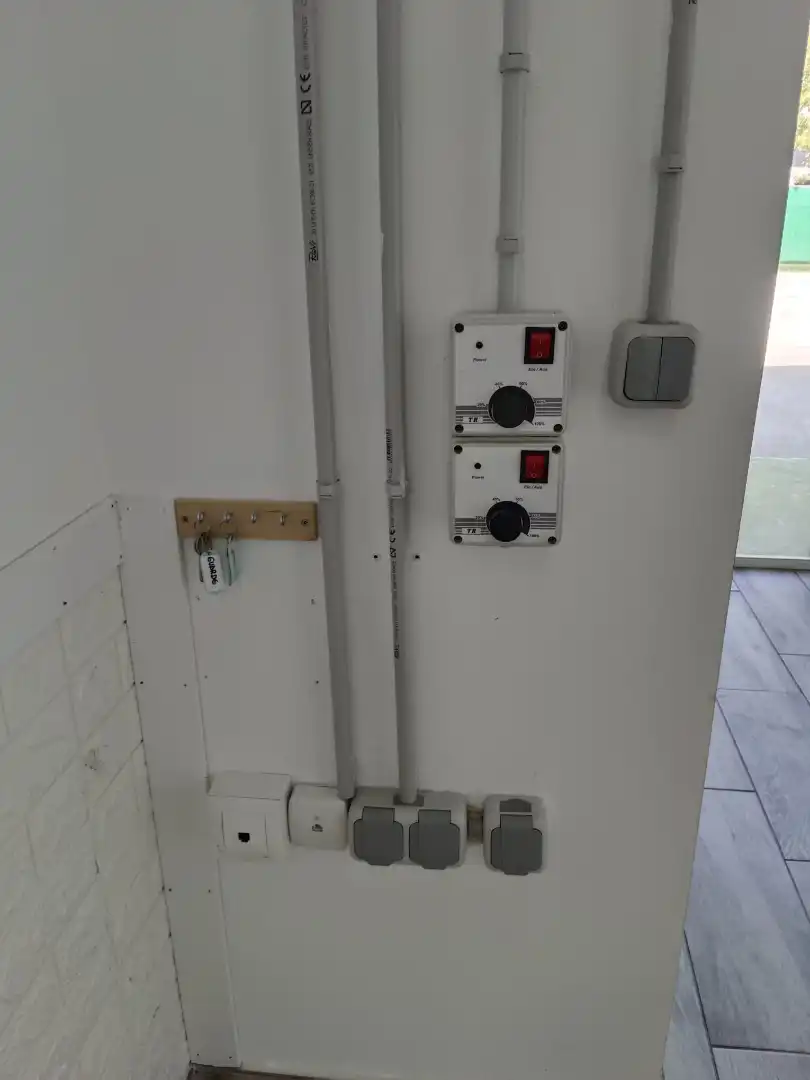 Nave industrial de alquiler en Arroyomolinos (Madrid) con Calefacción