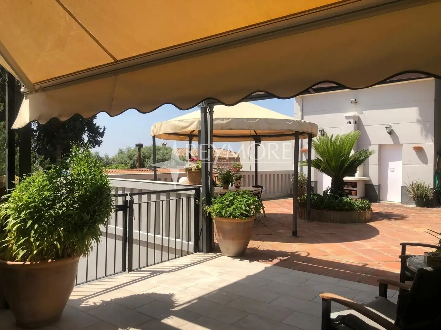 Houses for sale in Poniente-Norte - Miralbaida - Parque Azahara